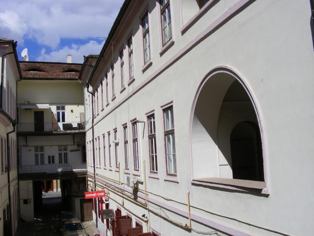 Garsoniera Central Hermannstadt Exterior foto